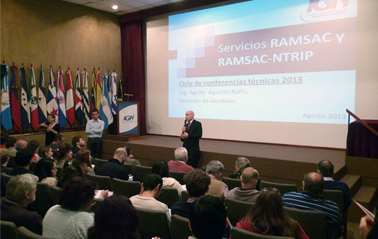 Charla sobre los servicios RAMSAC y RAMSAC NTRIP 